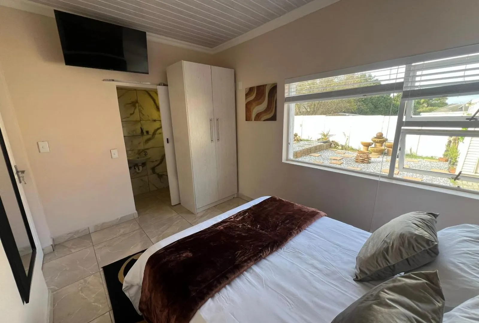 La Vida Guest House Bellville
