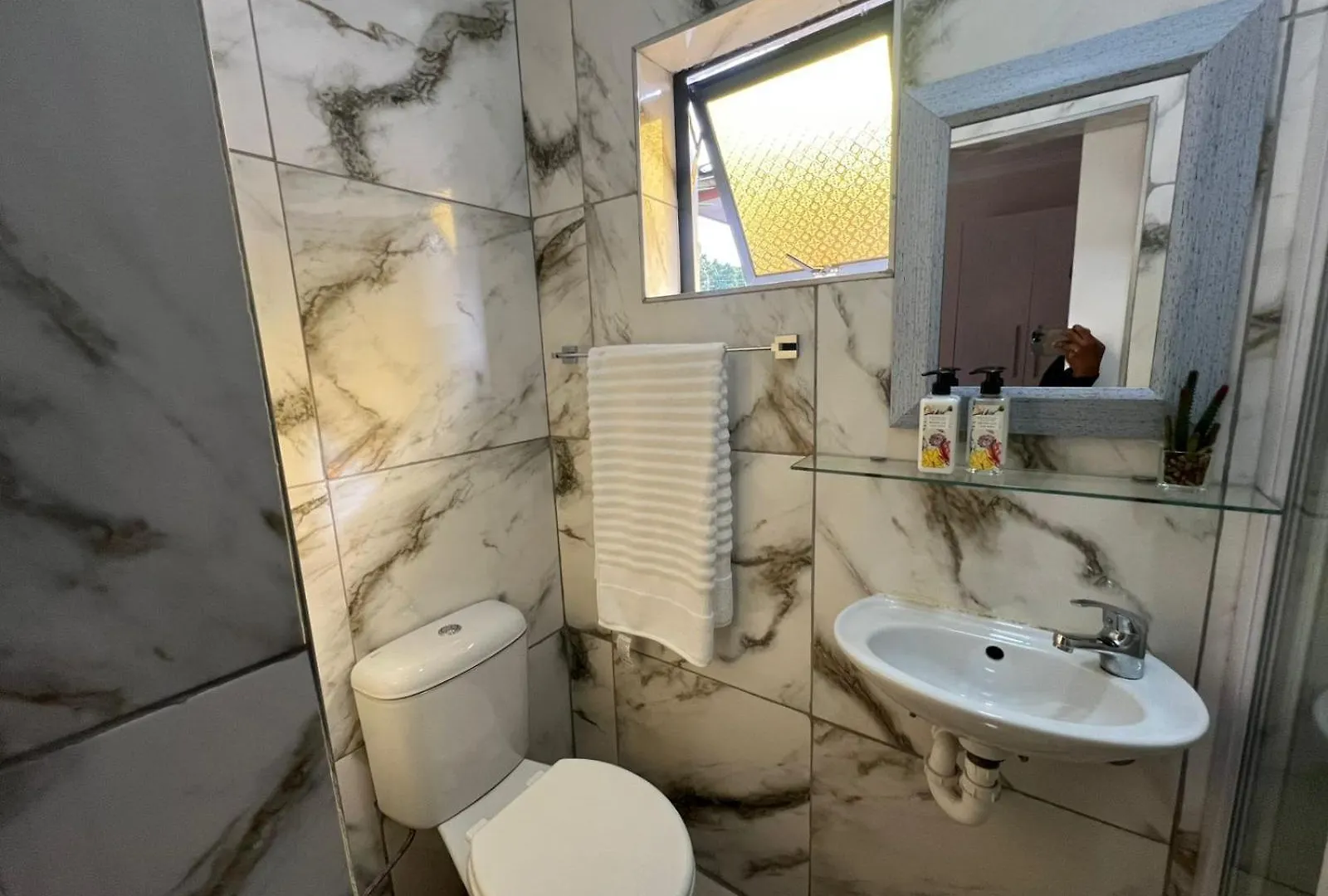 La Vida Guest House Bellville