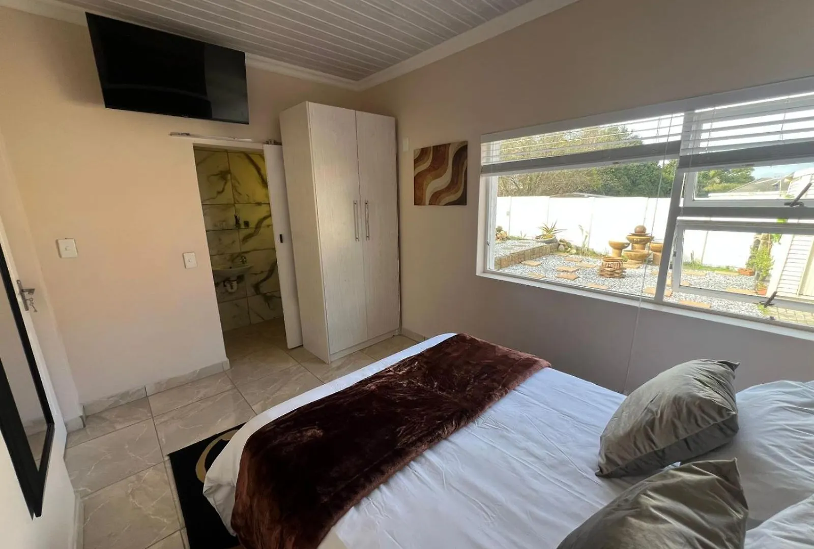La Vida Guest House Bellville