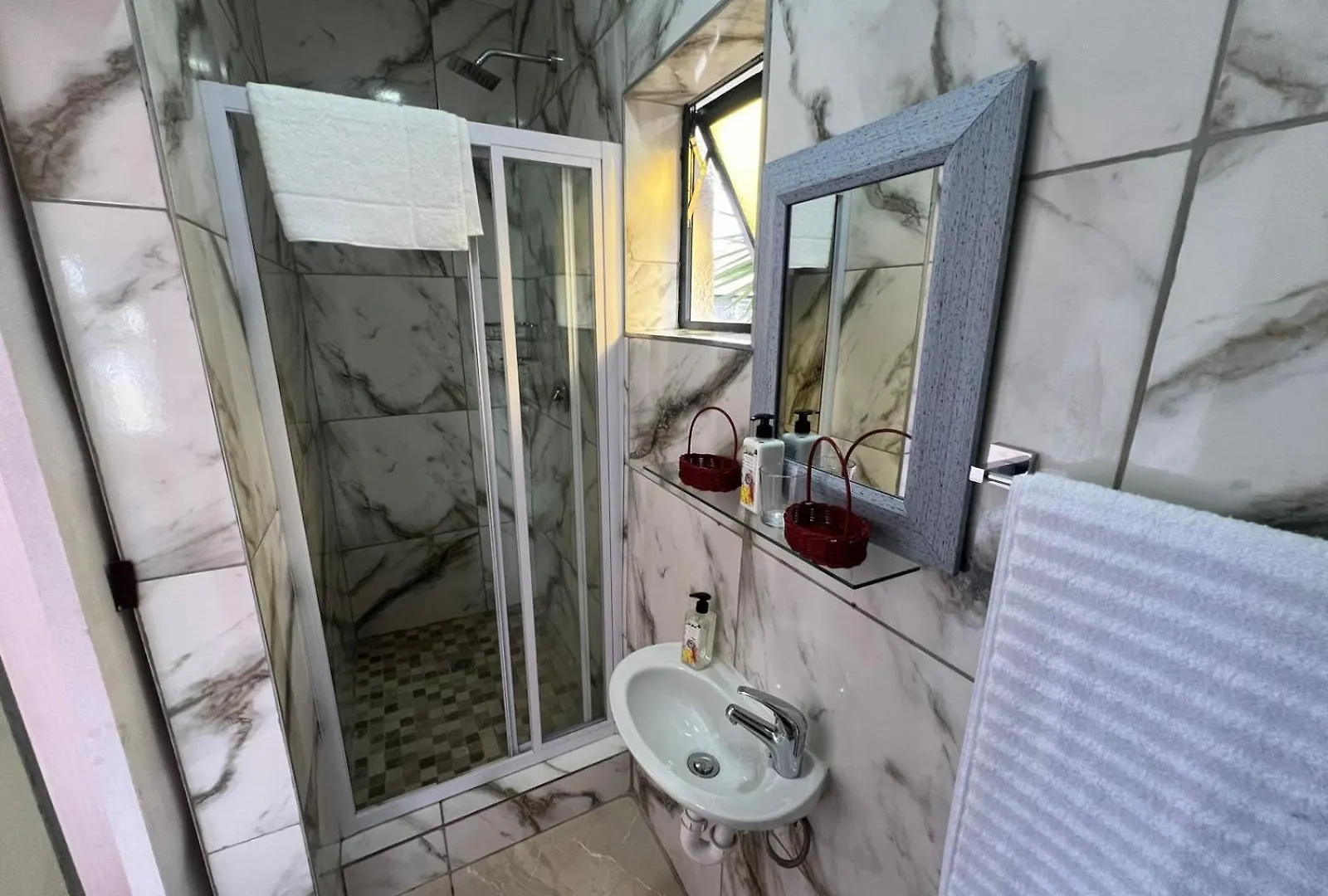 La Vida Guest House Bellville 0*,  Νότια Αφρική