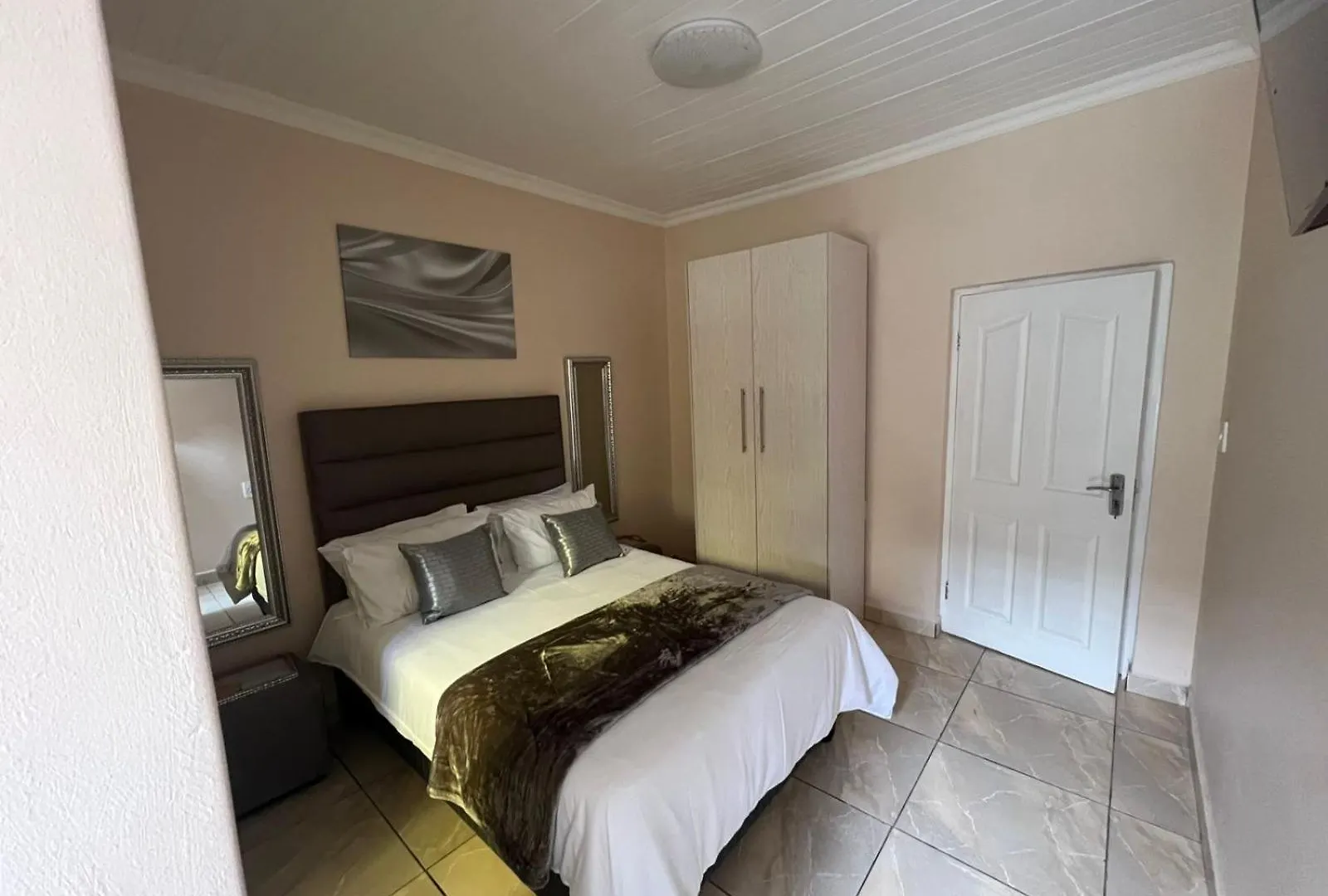 La Vida Guest House Bellville