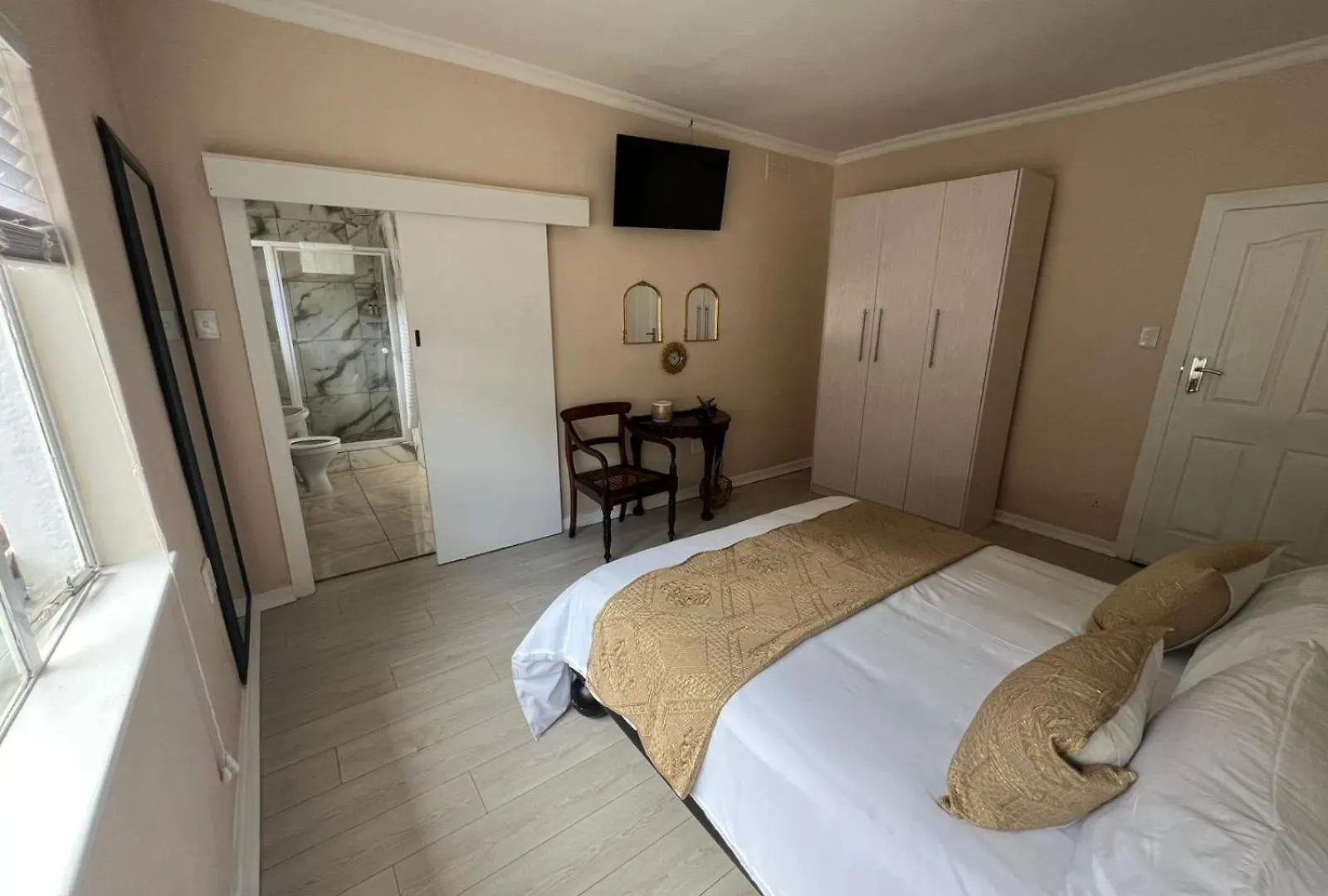 La Vida Guest House Bellville