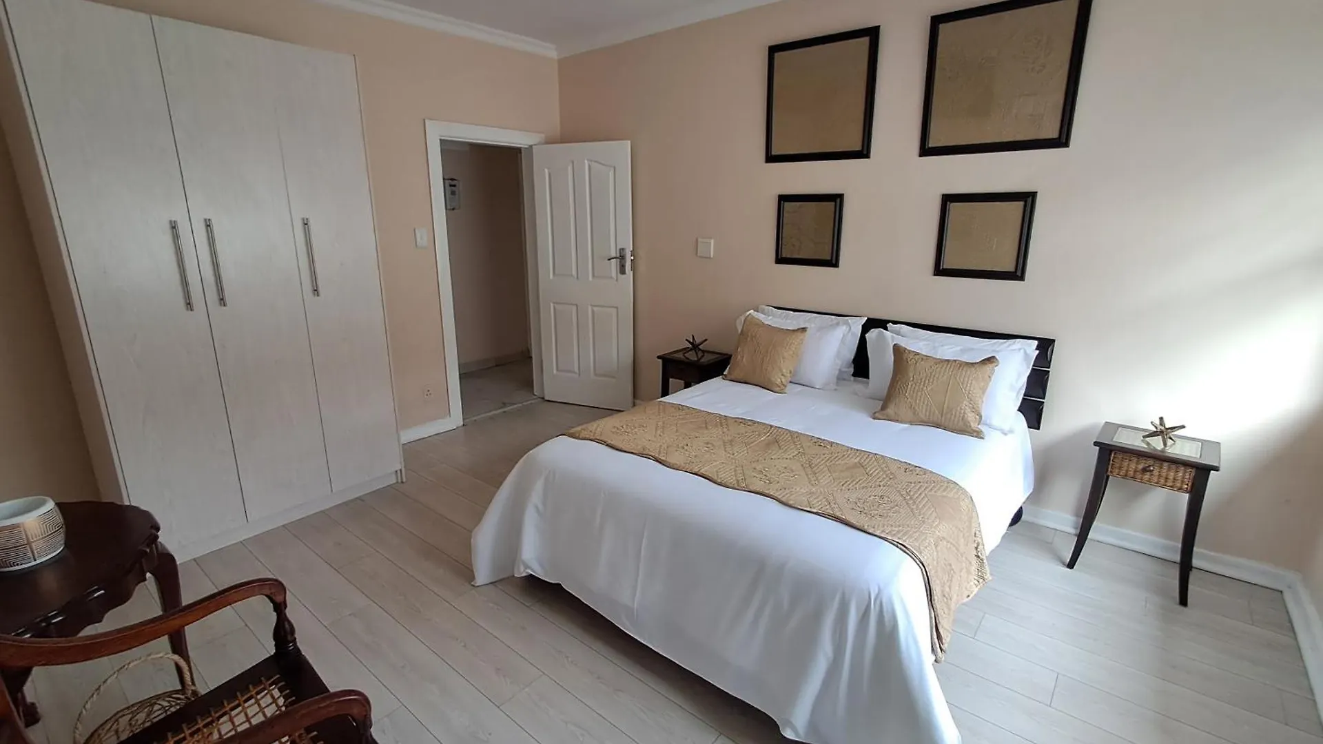 La Vida Guest House Bellville